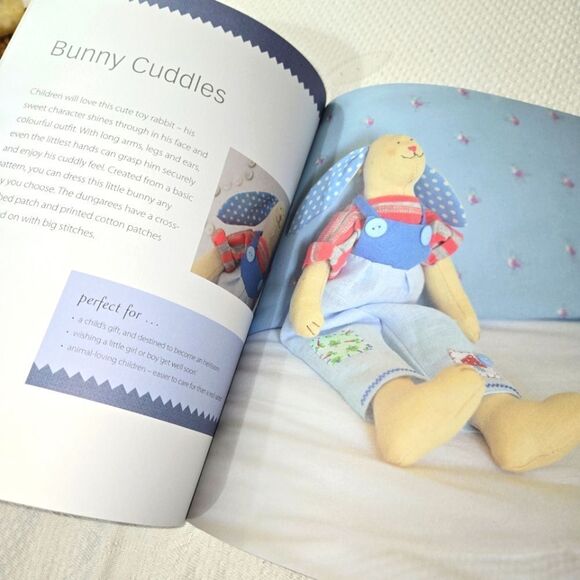 'Sewn Gifts' Stitch 25 Fast And Easy Gifts - Picture 9 of 13